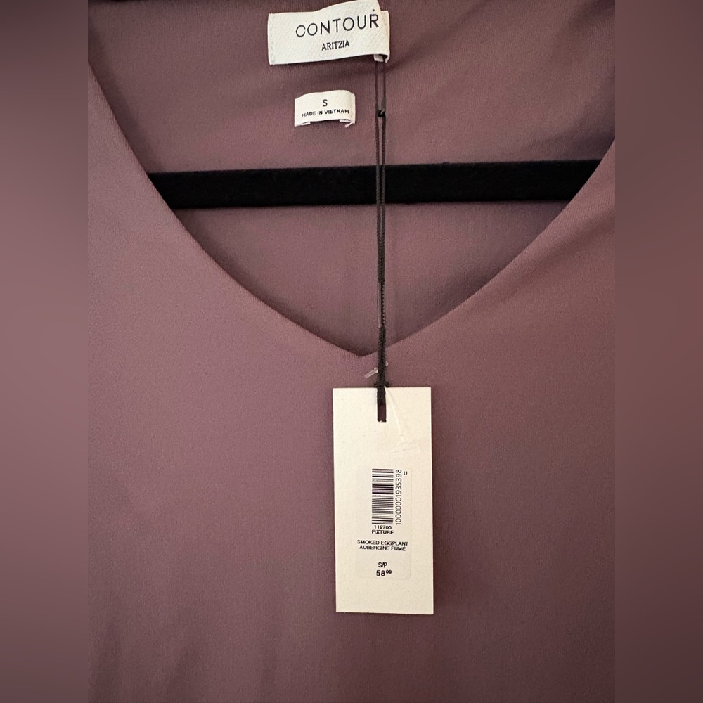 Aritzia Babaton Contour V-Neck Longsleeve Bodysuit - Picture 5 of 7